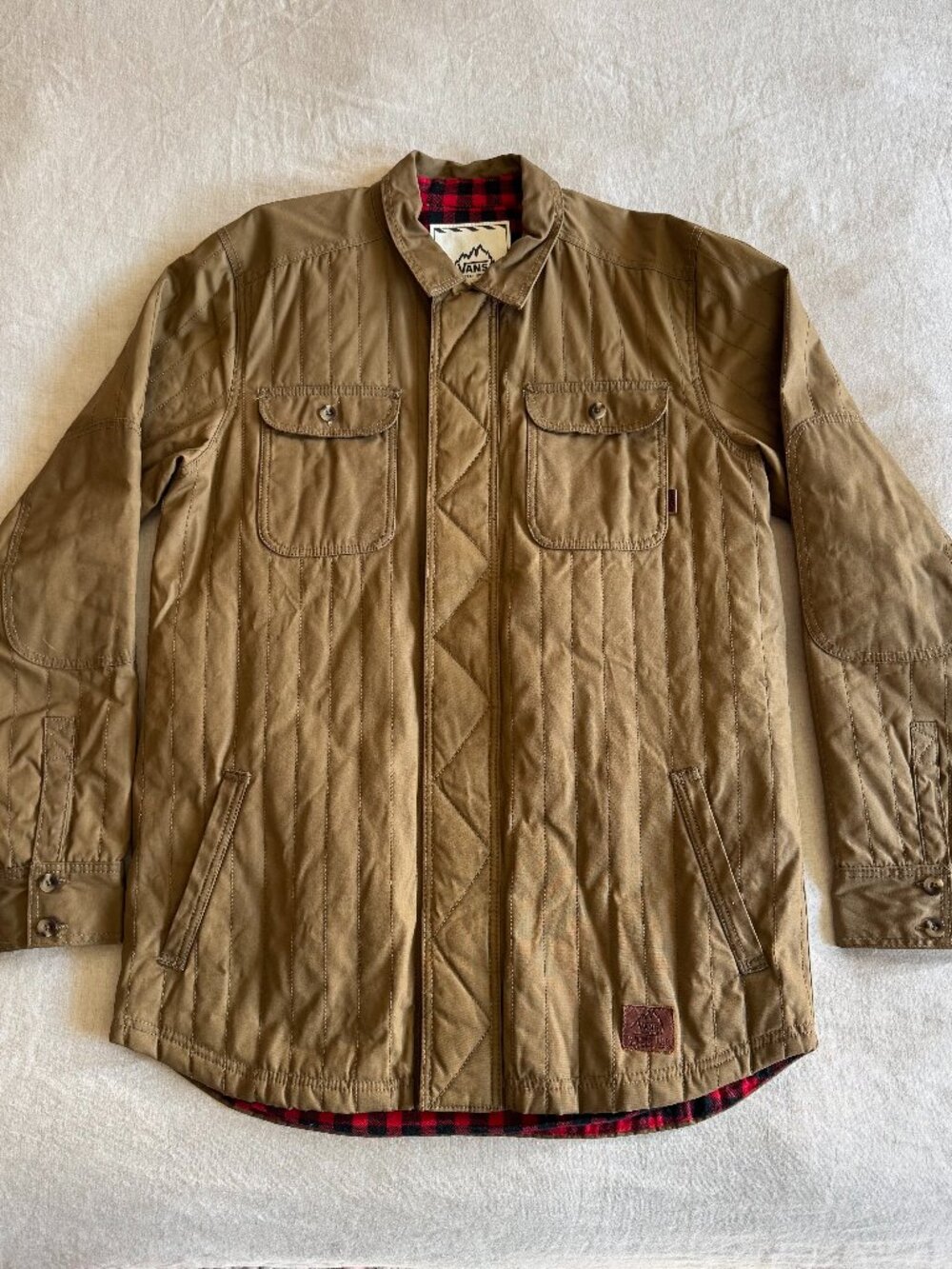 Vans Men's Tanka Mountain Edition Quilted Shirt Jacket S Tan
